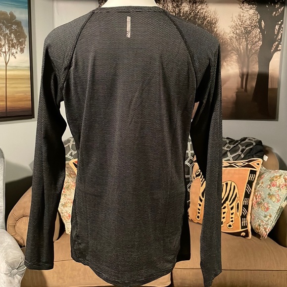 Marika Tek Dry-Wik Performance Wear - XL - Picture 2 of 5